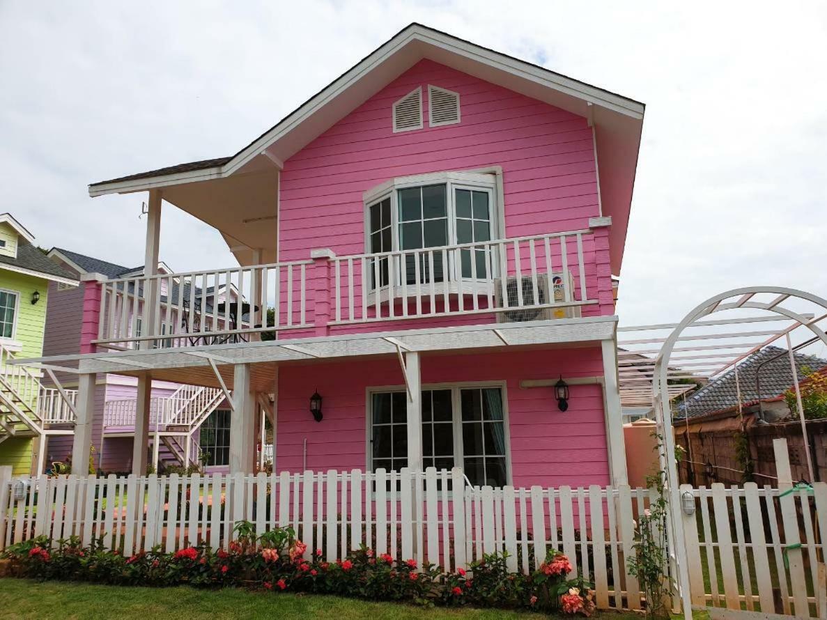 Bunny Hill Resort Sattahip Exterior photo